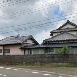 行方市　雨漏り修繕修理　耐震性にも優れたガイドライン工法下屋根部は立平ロックで施工